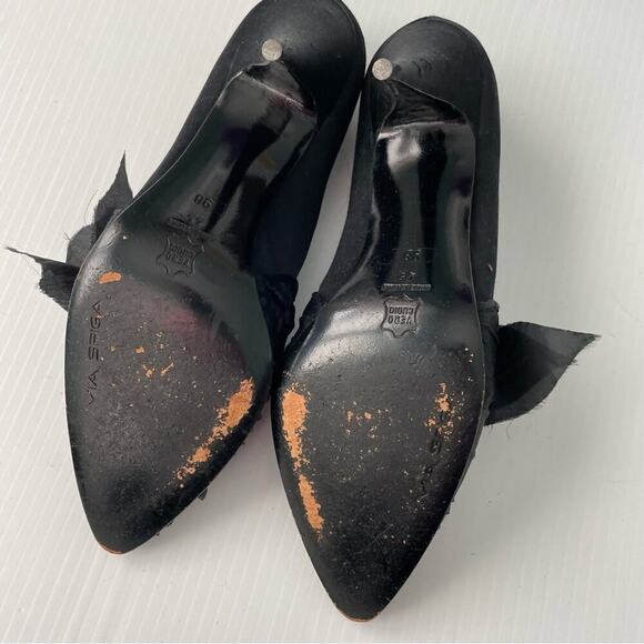 Via Spiga Made in Italy pointy toe pumps - Picture 4 of 14